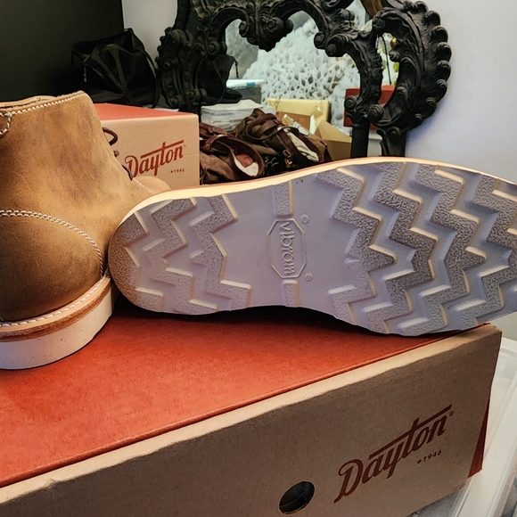 Brand new Dayton boots in box - Picture 6 of 6